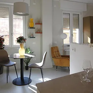  Apartment Romantic